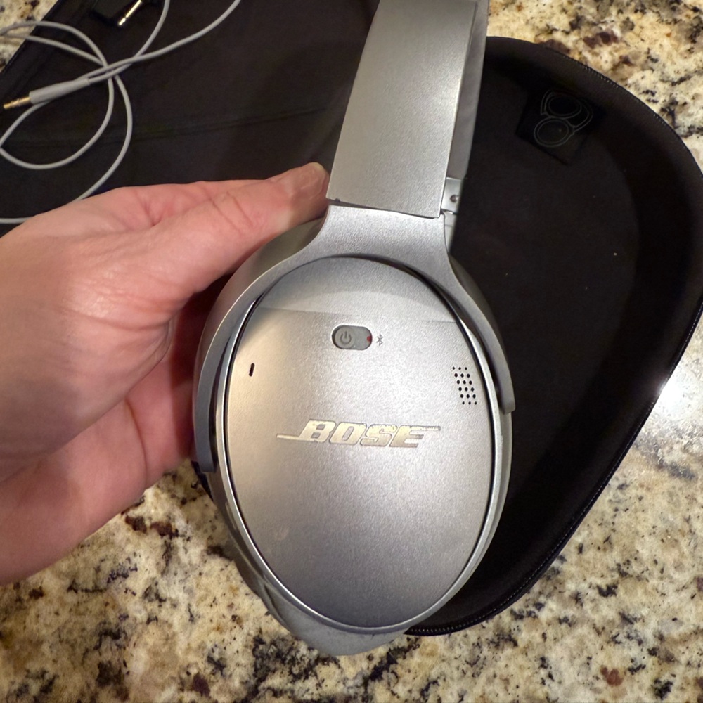 Bose noise, canceling headphones in silver